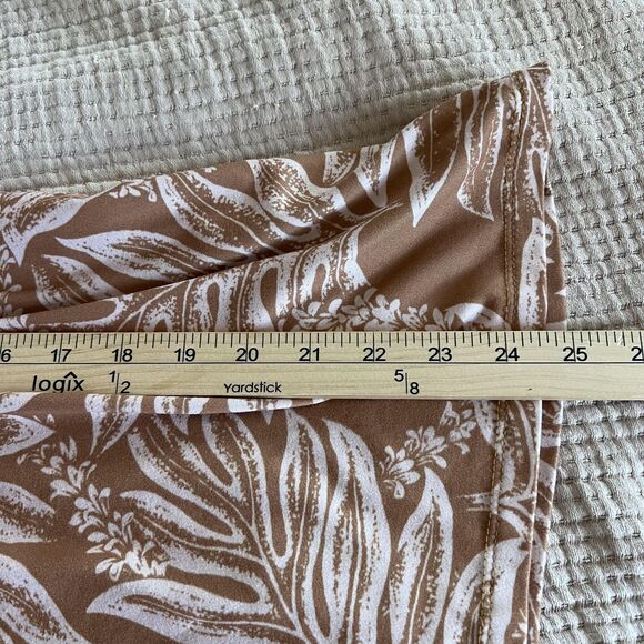 Hula Bay Shirt Womens XL Tan White Tropical Leaf Print Short Sleeve Monsterra - Picture 9 of 10